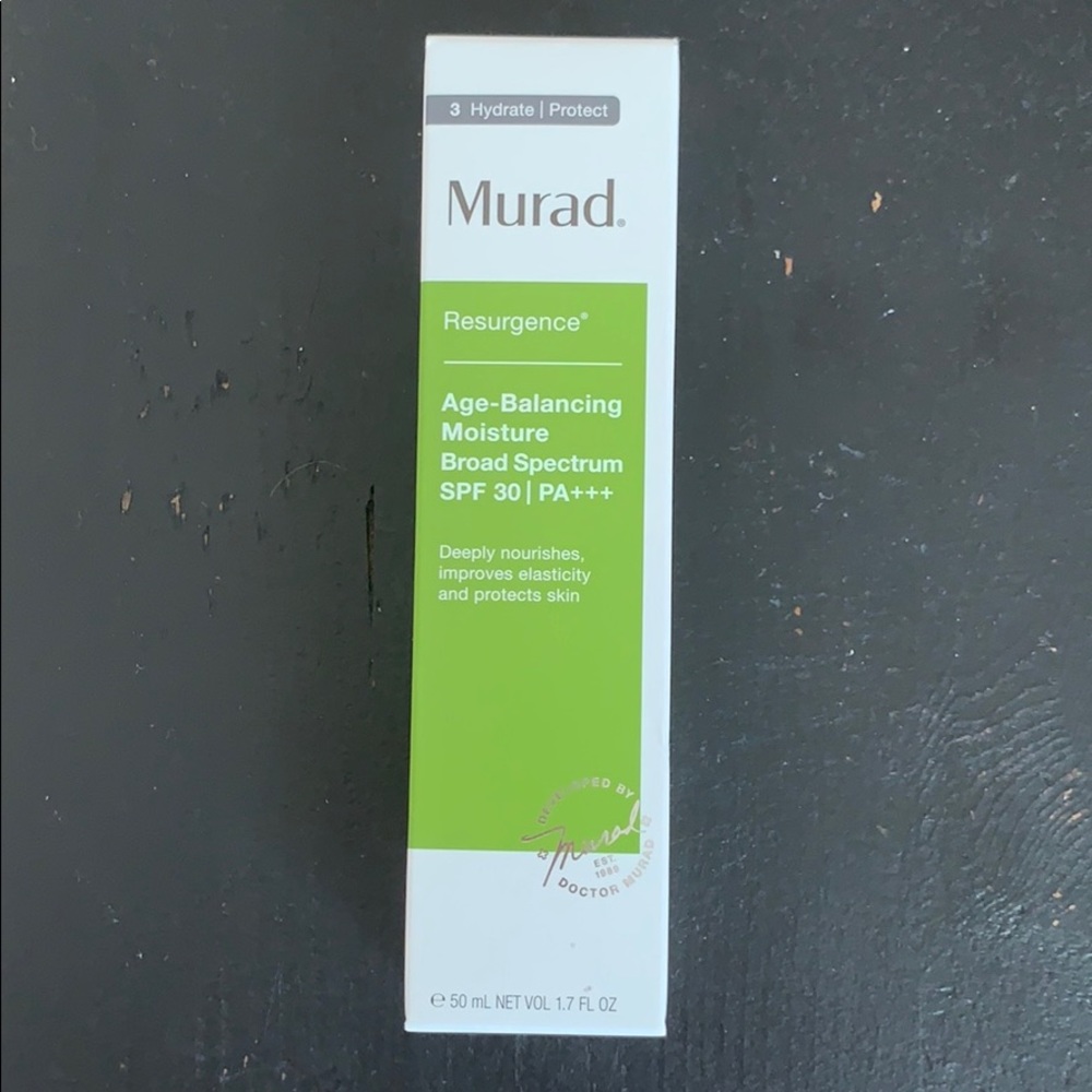 Murad age balancing SPF moisturizer unopened.
